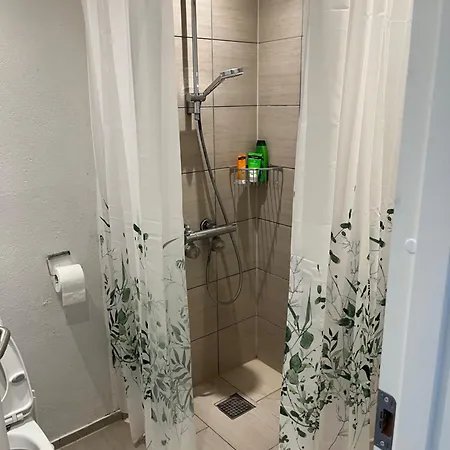 Mini 10 - Taet Pa Legoland Og Lego House 旅馆 比隆